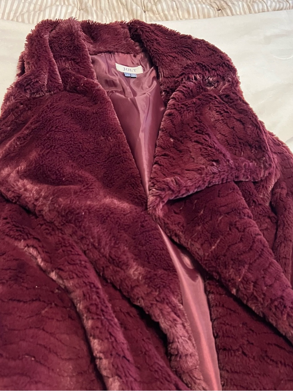 Jolt Faux Fur Vest in Deep Burgundy